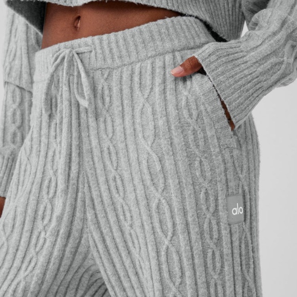 Alo Yoga Cable Knit Pant - Grey, Size M, NWT - Picture 2 of 4